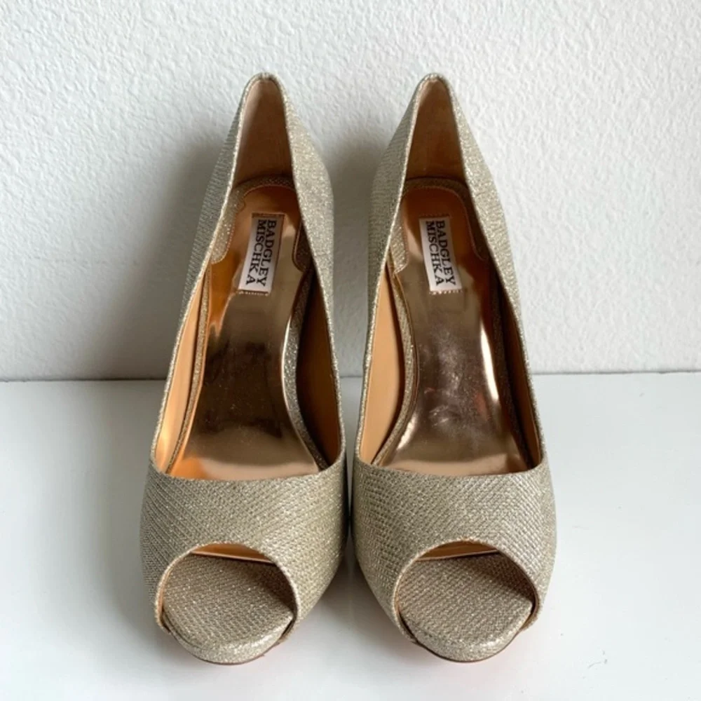 Badgley Mischka Gold glittery formal platform pumps size 10. Ponderosa model. - Picture 7 of 12